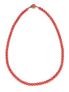 A Coral Bead Necklace, 17.70 dwts.