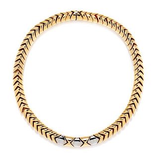 * An 18 Karat Bicolor Gold Necklace, Moda Italia, 68.20 dwts.