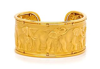 * An 18 Karat Yellow Gold Elephant Motif Cuff Bracelet, Carrera y Carrera, 25.65 dwts.