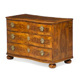 SOUTH GERMAN BAROQUE WALNUT CHEST OF DRAWERS