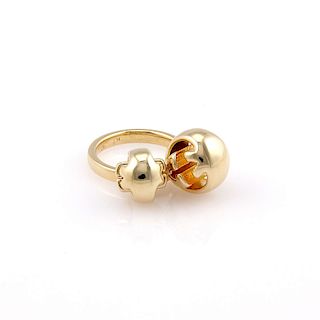 Gucci 18K Yellow Gold Designer Ring w 2 Circular Charms