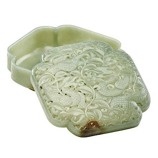 CHINESE CARVED AND PIERCED CELADON JADE BOX