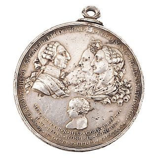 A COMMEMORATIVE SILVER MEDAL OF THE BIRTH OF FERNANDO VII OF SPAIN. NEW SPAIN, 18TH CENTURY.