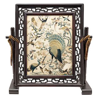 A CHINESE SCREEN. CHINA,FIRST HALF OF THE  20TH CENTURY.