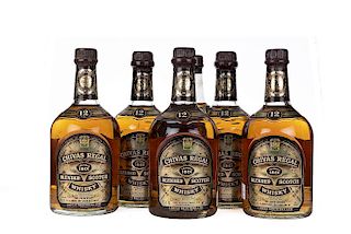 Chivas Regal. 12 años. Blended. Scotch Whisky. Piezas: 6. De los 60's. Con caja.