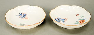 Pair of Kakiemon saucers, Japan, Meiji Period, 19th/20th century, with lobed rim and each painted with a mythic beast (kirin) and a...