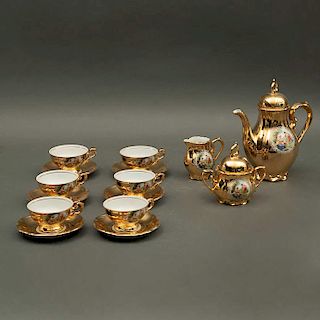 Juego de té. Alemania, principios del siglo XX. Elaborado en porcelana brillante Rudolf Wachter Bavaria. Para 6 servicios. Piezas: 15