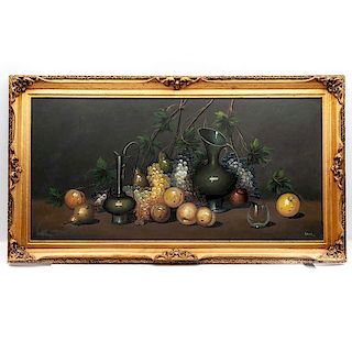 Bodegón con uvas. Óleo sobre tela. Firmado Aparicio. En marco de madera dorada. 58 x 118 cm