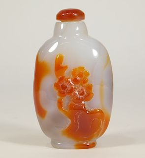 Chinese White Russet Agate Hardstone Snuff Bottle