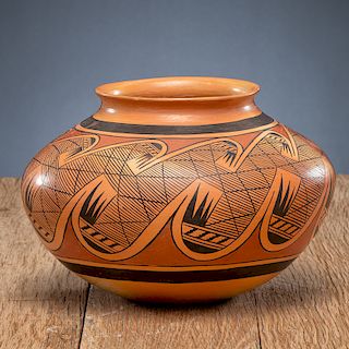 Fannie Polacca Nampeyo (Hopi, 1900-1987) Pottery Jar