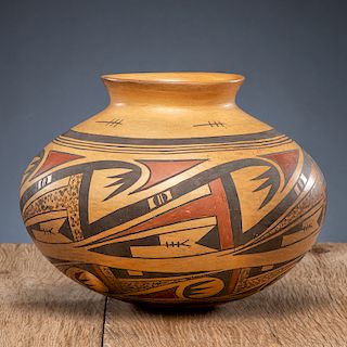 Rachel Namingha Nampeyo (Hopi, 1903-1985) Pottery Jar