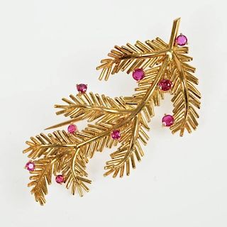 Tiffany & Co. 18K gold and ruby brooch