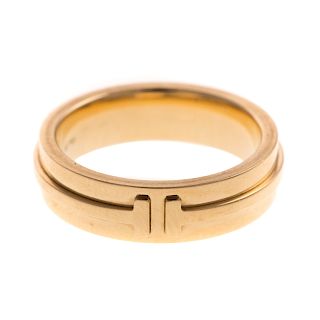 A 18K Yellow Gold Tiffany & Co "T Two" Ring
