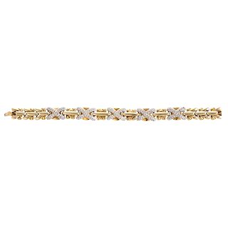 A Ladies Diamond " X:" Link Bracelet in 14K