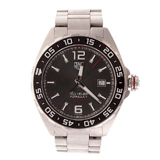 A Gent's Stainless Tag Heuer Formula 1 Watch