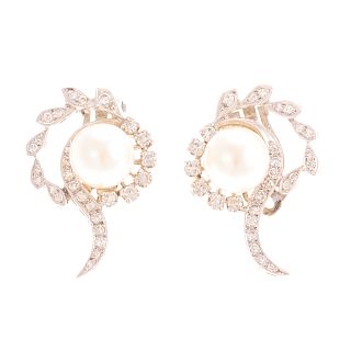 A Pair of Pearl and Diamond Clip Earring in 14K