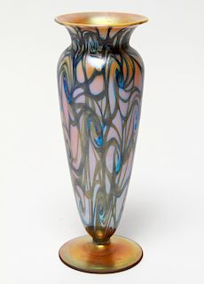 Durand Iridescent Spiral Motif Art Glass Vase