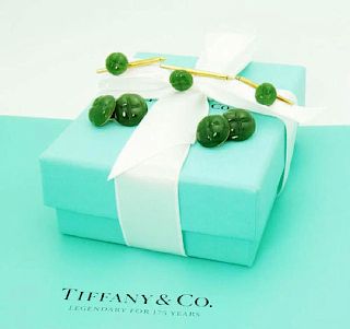 Tiffany & Co 1979 18k Gold Green Jade Set Of Cufflinks