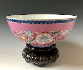 A BEAUTIFUL CHINESE ANTIQUE PINK GLAZED FLORENCE BOWL, DOUGUANG MARK