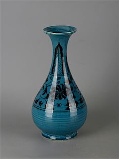 Chinese turquoise glaze porcelain vase. 