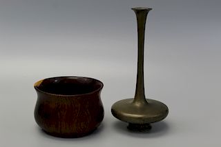 Two Japanese decorative items.