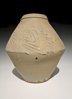 Warren MacKenzie - Diamond shaped vase with paddled chest