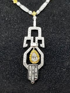 Stunning 18K Gold Diamond Pendant & Chain Necklace