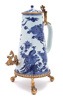 A Chinese Export Brass-Mounted Blue and White Porcelain Tea Urn