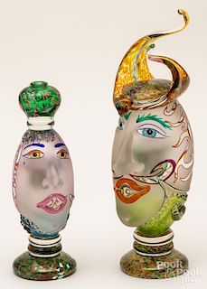 Two pieces of Kurt and Lynda Carlson figural glas