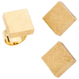 CAMUSSO PERU 18K yellow gold ring and pair of earrings set.