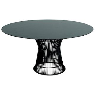 WARREN PLATNER PARA KNOLL INTERNACIONAL. Años 70. Mesa de comedor. En acero esmaltado color negro. Con cubierta de grantito.