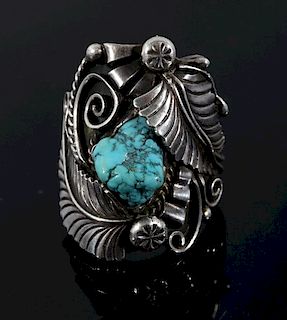 Signed Ornate Navajo Sterling Silver Ring