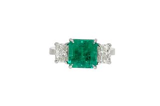 GIA Certified, 3.11 Colombian Emerald And Diamond
