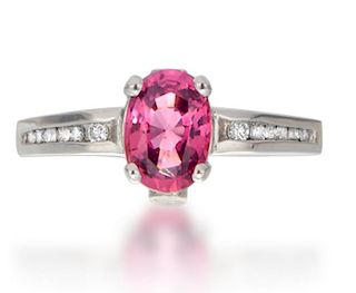 1.9ct DIAMONDS CHARMING SPINEL RING