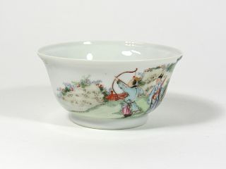 Enameled Porcelain "Hunting" Bowl.