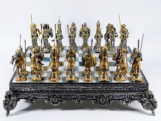 COMPLETE Giuseppe Vasari Italian Bronze Chess Set