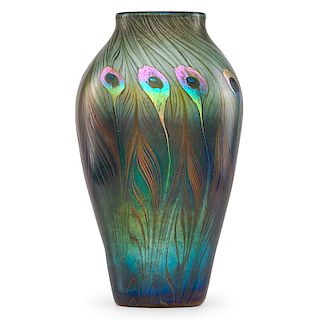 TIFFANY STUDIOS Large glass peacock feather vase