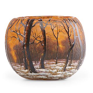 DAUM Winter scenic vase