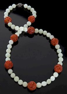 Chinese carved jade and agate beaded necklace,