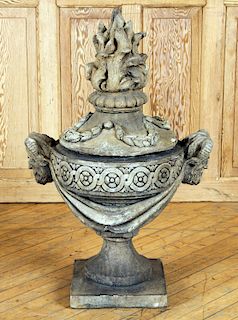 CAST STONE GARDEN URN WITH REMOVABLE COVER