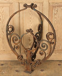 THREE SIDED WROUGHT IRON FINIAL 1910