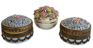 Von Schierholz Porcelain Potpourri Bowls, Three 