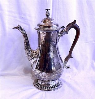Antique English London c. 1770s Sterling Tea Pot 