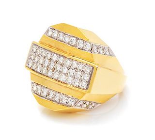 An 18 Karat Bicolor Gold and Diamond Ring, Hammerman Brothers, 13.20 dwts.