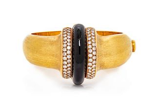 An 18 Karat Yellow Gold, Diamond and Onyx Bangle Bracelet, Vendorafa, 51.50 dwts.