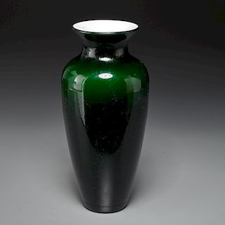 Chinese green Peking glass Liuyeping vase