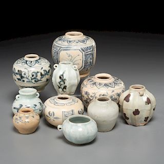 (10) Yuan/Ming small ceramic jars