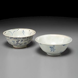 (2) Ming era small blue and white bowls
