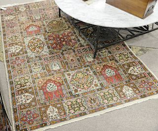 Oriental rug. 4' x 6'