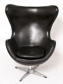 Arne Jacobsen Manner "Copenhagen" Leather Chair